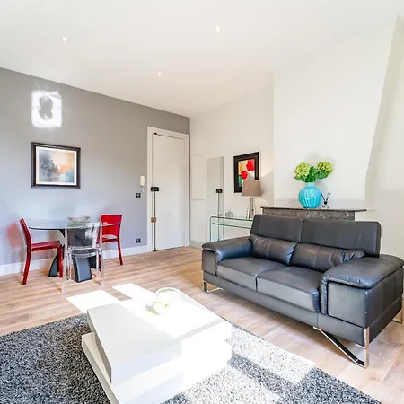 Magnifiques En Hyper Centre De *